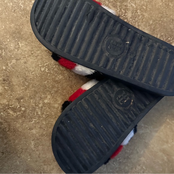 Size 6 Woman’s Tommy Hilfiger Sandals - Picture 6 of 7